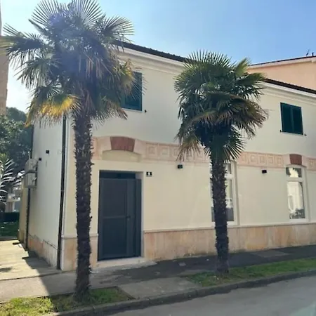 Holiday home Urban Grey *