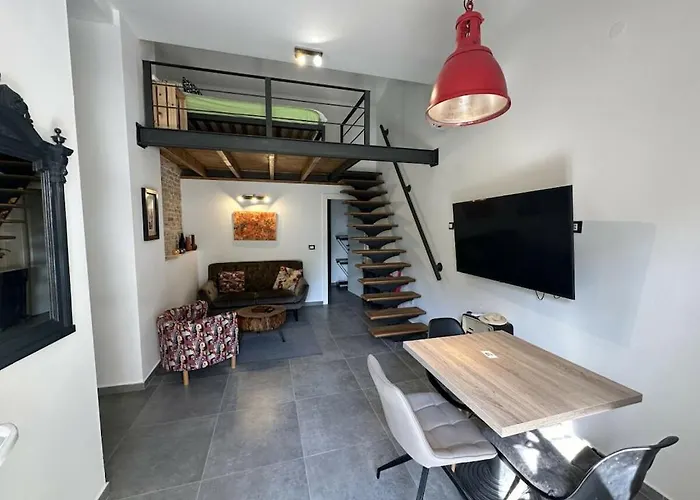 Urban Grey Holiday home *